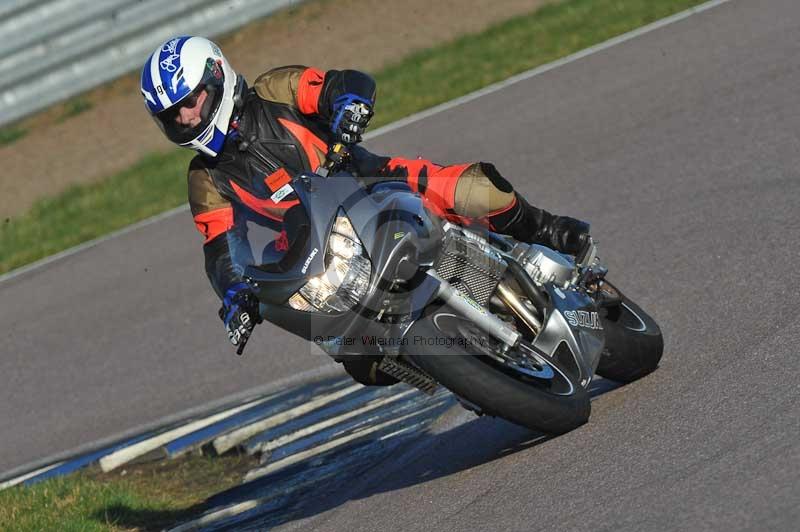 Rockingham no limits trackday;enduro digital images;event digital images;eventdigitalimages;no limits trackdays;peter wileman photography;racing digital images;rockingham raceway northamptonshire;rockingham trackday photographs;trackday digital images;trackday photos