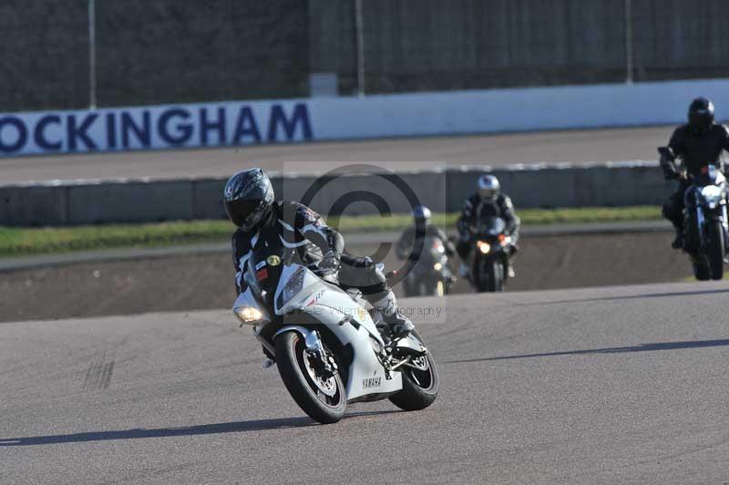 Rockingham no limits trackday;enduro digital images;event digital images;eventdigitalimages;no limits trackdays;peter wileman photography;racing digital images;rockingham raceway northamptonshire;rockingham trackday photographs;trackday digital images;trackday photos