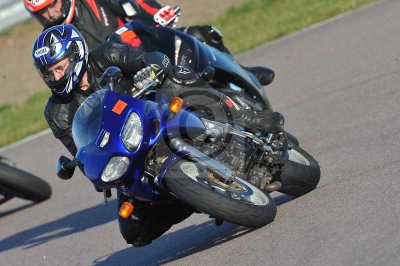 Rockingham no limits trackday;enduro digital images;event digital images;eventdigitalimages;no limits trackdays;peter wileman photography;racing digital images;rockingham raceway northamptonshire;rockingham trackday photographs;trackday digital images;trackday photos