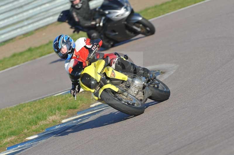 Rockingham no limits trackday;enduro digital images;event digital images;eventdigitalimages;no limits trackdays;peter wileman photography;racing digital images;rockingham raceway northamptonshire;rockingham trackday photographs;trackday digital images;trackday photos