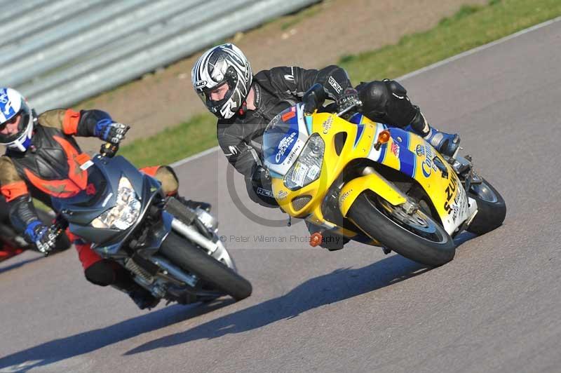 Rockingham no limits trackday;enduro digital images;event digital images;eventdigitalimages;no limits trackdays;peter wileman photography;racing digital images;rockingham raceway northamptonshire;rockingham trackday photographs;trackday digital images;trackday photos