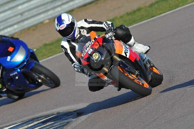 Rockingham no limits trackday;enduro digital images;event digital images;eventdigitalimages;no limits trackdays;peter wileman photography;racing digital images;rockingham raceway northamptonshire;rockingham trackday photographs;trackday digital images;trackday photos