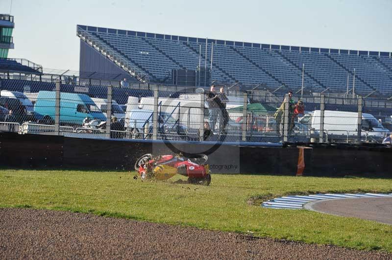 Rockingham no limits trackday;enduro digital images;event digital images;eventdigitalimages;no limits trackdays;peter wileman photography;racing digital images;rockingham raceway northamptonshire;rockingham trackday photographs;trackday digital images;trackday photos