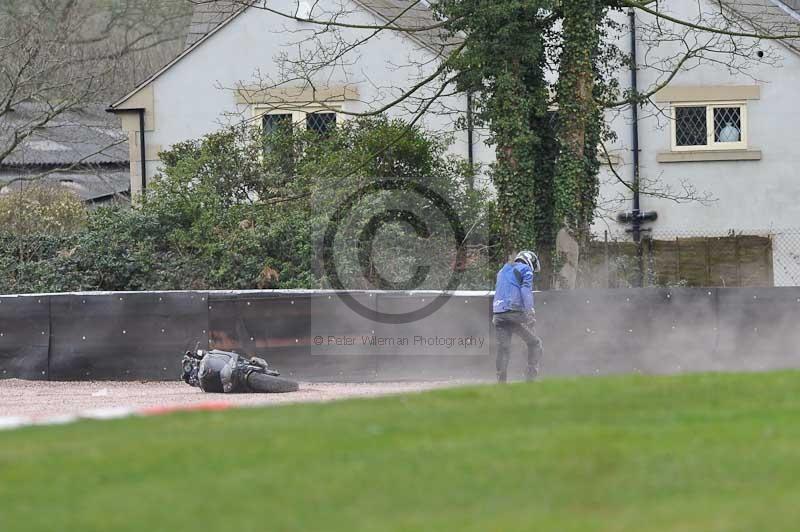 enduro digital images;event digital images;eventdigitalimages;no limits trackdays;oulton no limits trackday;oulton park cheshire;oulton trackday photographs;peter wileman photography;racing digital images;trackday digital images;trackday photos
