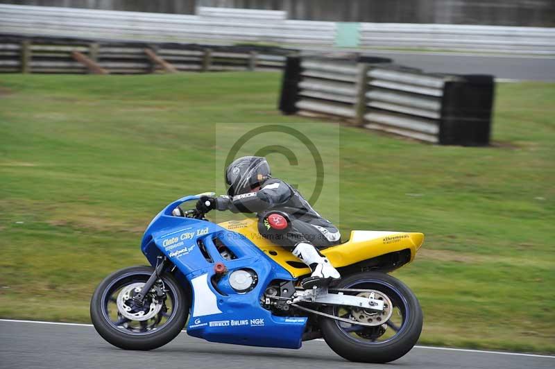 enduro digital images;event digital images;eventdigitalimages;no limits trackdays;oulton no limits trackday;oulton park cheshire;oulton trackday photographs;peter wileman photography;racing digital images;trackday digital images;trackday photos