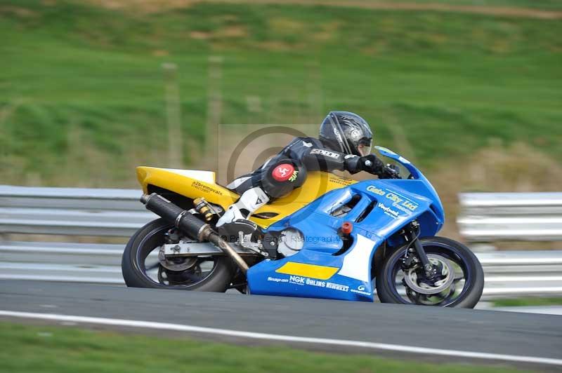 enduro digital images;event digital images;eventdigitalimages;no limits trackdays;oulton no limits trackday;oulton park cheshire;oulton trackday photographs;peter wileman photography;racing digital images;trackday digital images;trackday photos