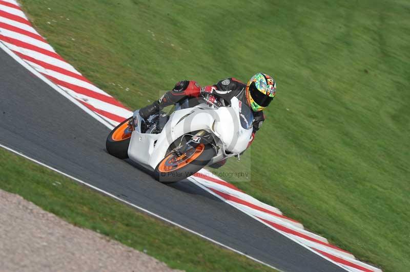 enduro digital images;event digital images;eventdigitalimages;no limits trackdays;oulton no limits trackday;oulton park cheshire;oulton trackday photographs;peter wileman photography;racing digital images;trackday digital images;trackday photos