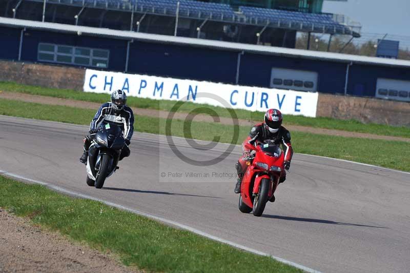 Rockingham no limits trackday;enduro digital images;event digital images;eventdigitalimages;no limits trackdays;peter wileman photography;racing digital images;rockingham raceway northamptonshire;rockingham trackday photographs;trackday digital images;trackday photos