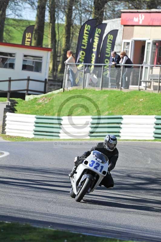 cadwell no limits trackday;cadwell park;cadwell park photographs;cadwell trackday photographs;enduro digital images;event digital images;eventdigitalimages;no limits trackdays;peter wileman photography;racing digital images;trackday digital images;trackday photos