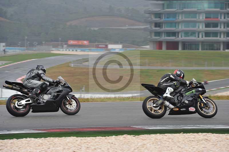 march 2012;motorbikes;no limits;peter wileman photography;portimao;portugal;trackday digital images