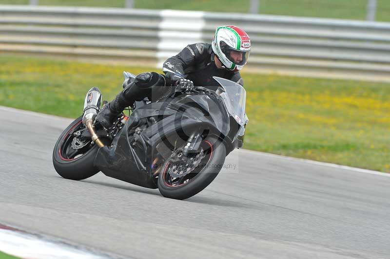 march 2010;motorbikes;no limits;peter wileman photography;portimao;portugal;trackday;trackday digital images