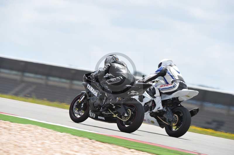march 2010;motorbikes;no limits;peter wileman photography;portimao;portugal;trackday;trackday digital images