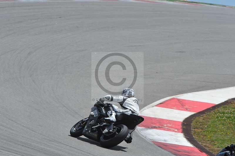 march 2010;motorbikes;no limits;peter wileman photography;portimao;portugal;trackday;trackday digital images