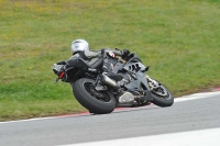 march-2010;motorbikes;no-limits;peter-wileman-photography;portimao;portugal;trackday;trackday-digital-images
