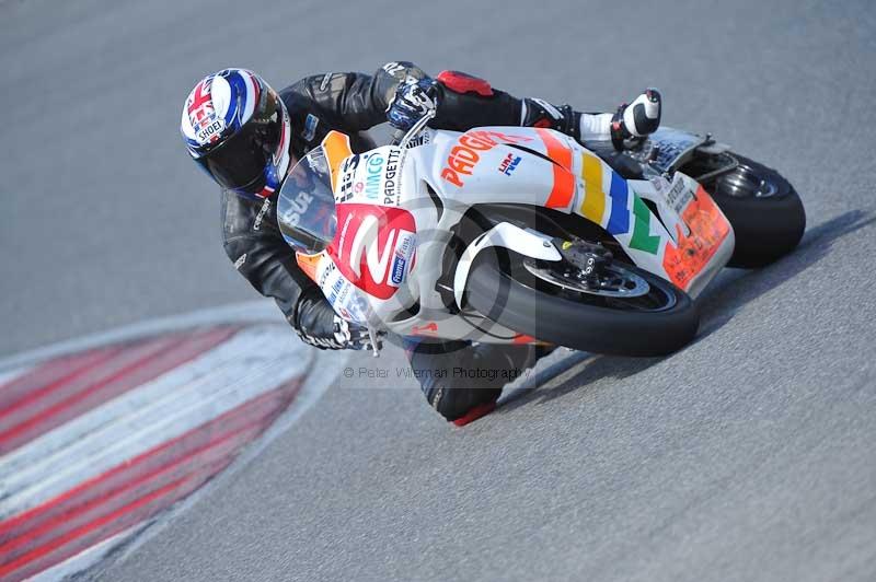 march 2010;motorbikes;no limits;peter wileman photography;portimao;portugal;trackday;trackday digital images