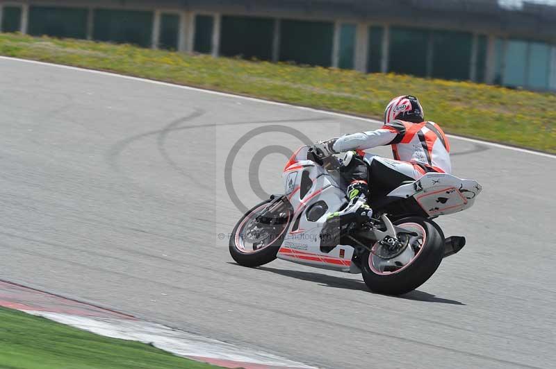 march 2010;motorbikes;no limits;peter wileman photography;portimao;portugal;trackday;trackday digital images