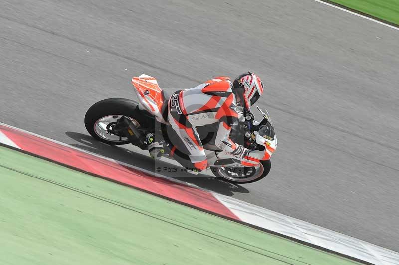 march 2010;motorbikes;no limits;peter wileman photography;portimao;portugal;trackday;trackday digital images