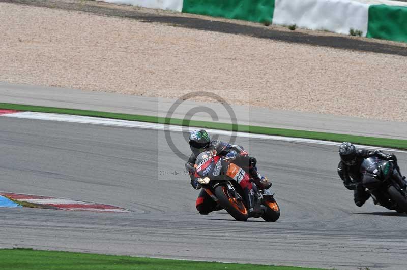 march 2010;motorbikes;no limits;peter wileman photography;portimao;portugal;trackday;trackday digital images