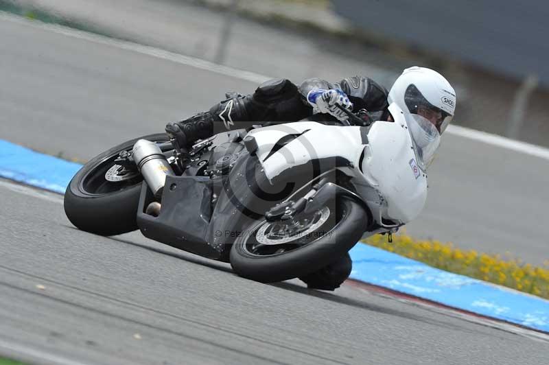 march 2010;motorbikes;no limits;peter wileman photography;portimao;portugal;trackday;trackday digital images