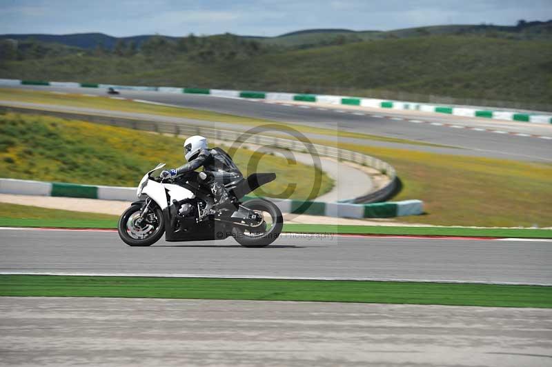 march 2010;motorbikes;no limits;peter wileman photography;portimao;portugal;trackday;trackday digital images