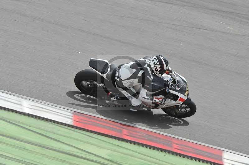march 2010;motorbikes;no limits;peter wileman photography;portimao;portugal;trackday;trackday digital images