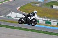 march-2010;motorbikes;no-limits;peter-wileman-photography;portimao;portugal;trackday;trackday-digital-images