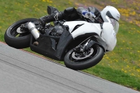 march-2010;motorbikes;no-limits;peter-wileman-photography;portimao;portugal;trackday;trackday-digital-images