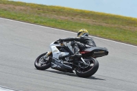 march-2010;motorbikes;no-limits;peter-wileman-photography;portimao;portugal;trackday;trackday-digital-images