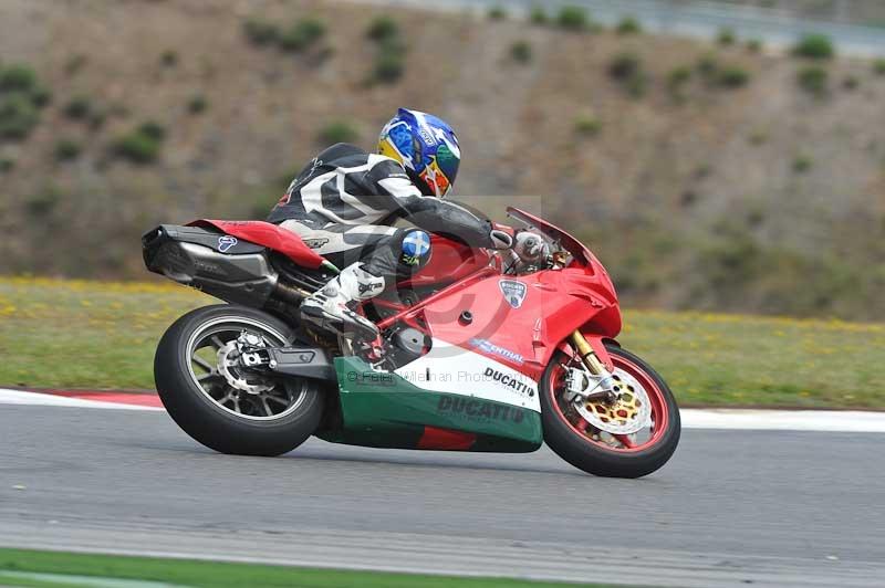 march 2010;motorbikes;no limits;peter wileman photography;portimao;portugal;trackday;trackday digital images