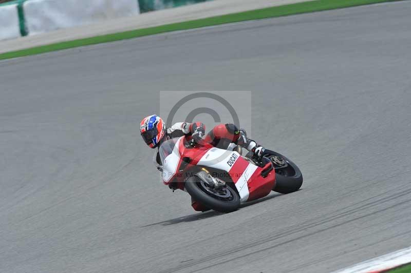march 2010;motorbikes;no limits;peter wileman photography;portimao;portugal;trackday;trackday digital images
