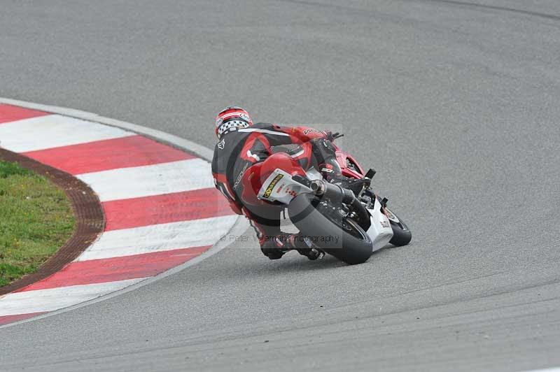 march 2010;motorbikes;no limits;peter wileman photography;portimao;portugal;trackday;trackday digital images