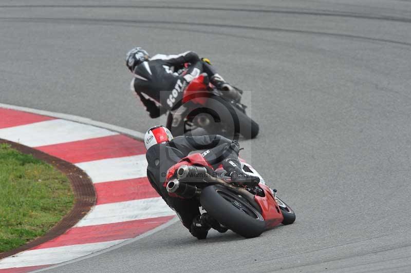 march 2010;motorbikes;no limits;peter wileman photography;portimao;portugal;trackday;trackday digital images