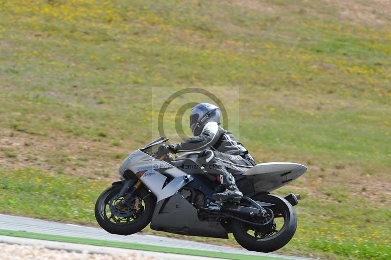 march 2010;motorbikes;no limits;peter wileman photography;portimao;portugal;trackday;trackday digital images