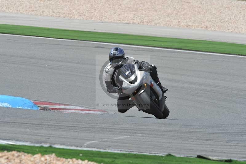 march 2010;motorbikes;no limits;peter wileman photography;portimao;portugal;trackday;trackday digital images