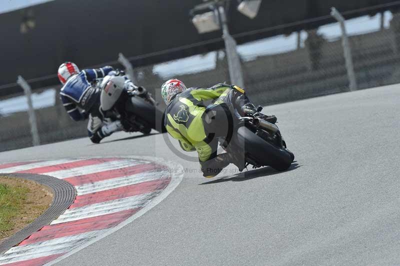 march 2010;motorbikes;no limits;peter wileman photography;portimao;portugal;trackday;trackday digital images