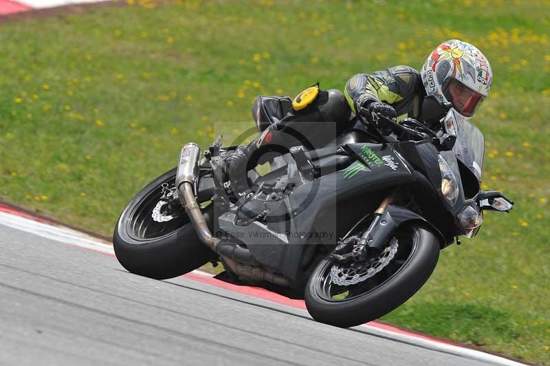 march 2010;motorbikes;no limits;peter wileman photography;portimao;portugal;trackday;trackday digital images