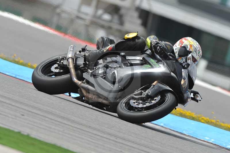 march 2010;motorbikes;no limits;peter wileman photography;portimao;portugal;trackday;trackday digital images