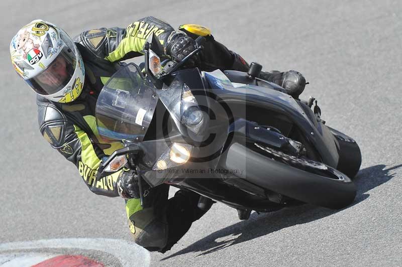 march 2010;motorbikes;no limits;peter wileman photography;portimao;portugal;trackday;trackday digital images