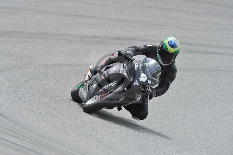 march 2010;motorbikes;no limits;peter wileman photography;portimao;portugal;trackday;trackday digital images