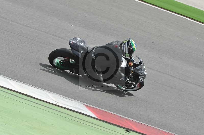 march 2010;motorbikes;no limits;peter wileman photography;portimao;portugal;trackday;trackday digital images