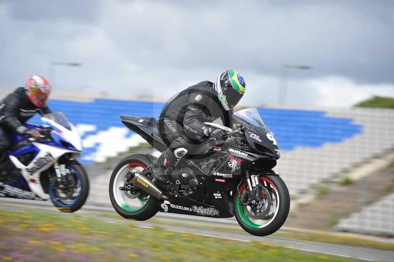 march 2010;motorbikes;no limits;peter wileman photography;portimao;portugal;trackday;trackday digital images