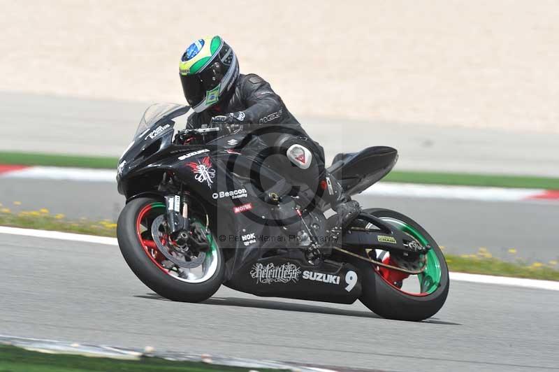 march 2010;motorbikes;no limits;peter wileman photography;portimao;portugal;trackday;trackday digital images