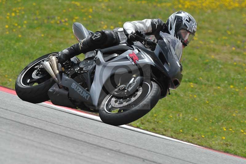 march 2010;motorbikes;no limits;peter wileman photography;portimao;portugal;trackday;trackday digital images
