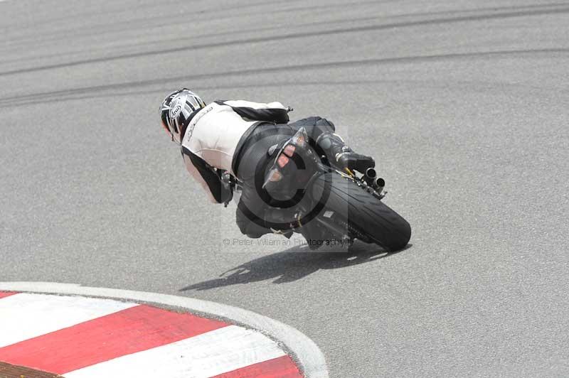 march 2010;motorbikes;no limits;peter wileman photography;portimao;portugal;trackday;trackday digital images