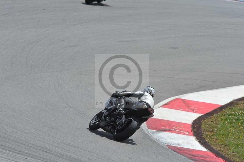 march 2010;motorbikes;no limits;peter wileman photography;portimao;portugal;trackday;trackday digital images