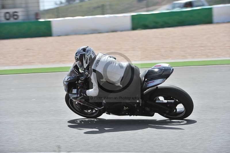 march 2010;motorbikes;no limits;peter wileman photography;portimao;portugal;trackday;trackday digital images