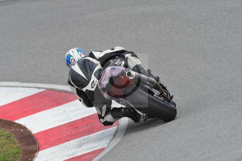 march 2010;motorbikes;no limits;peter wileman photography;portimao;portugal;trackday;trackday digital images