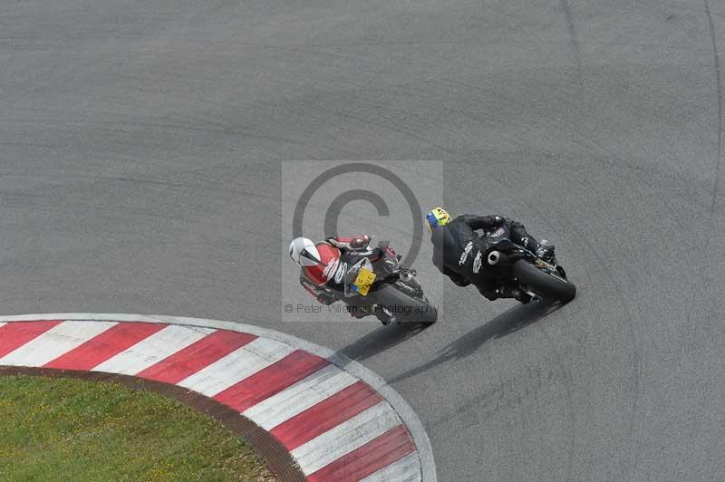 march 2010;motorbikes;no limits;peter wileman photography;portimao;portugal;trackday;trackday digital images