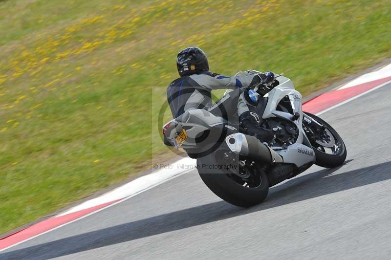 march 2010;motorbikes;no limits;peter wileman photography;portimao;portugal;trackday;trackday digital images