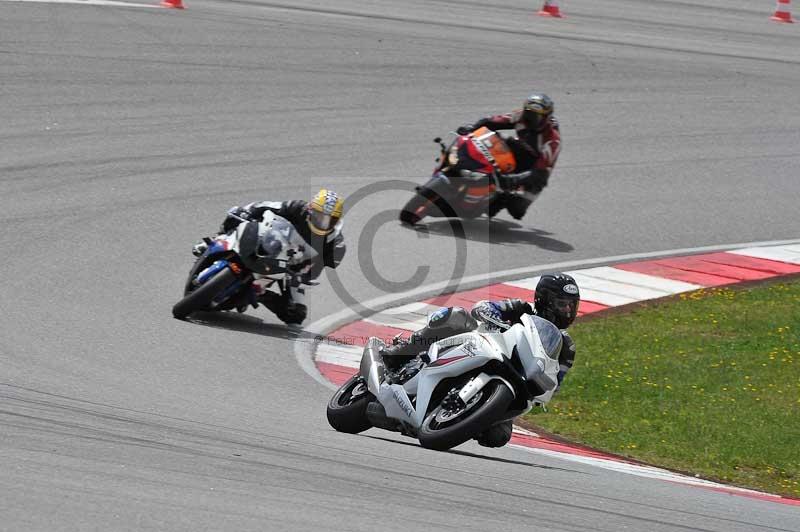 march 2010;motorbikes;no limits;peter wileman photography;portimao;portugal;trackday;trackday digital images